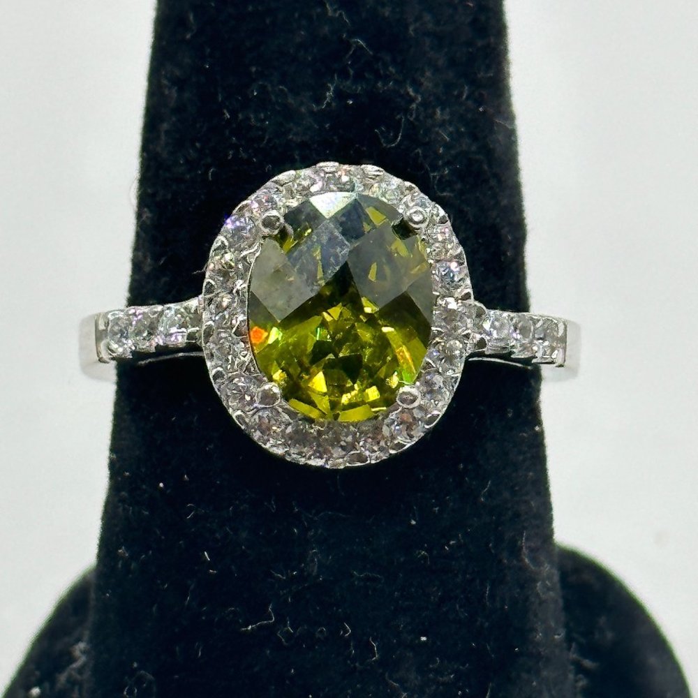 Unique Women's Green Accented Silver Halo Ring, Size 9 1/2